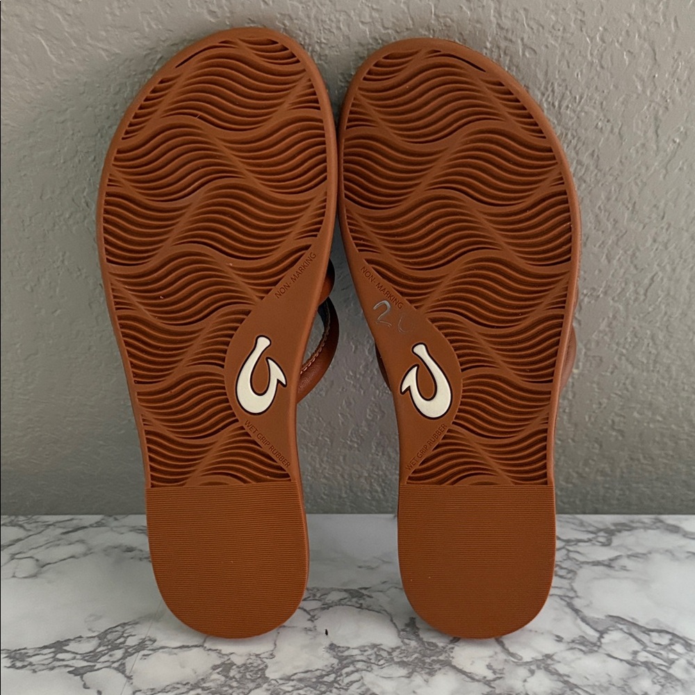 OluKai Tiare Slide Sandals - NWOT - Picture 4 of 6